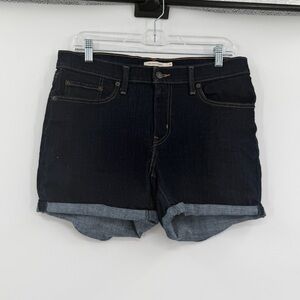 Levi mid length jean shorts 31